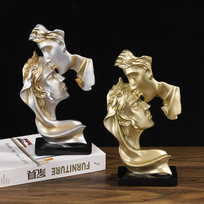 Amarion Romantic Couple Sculpture